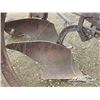 Image 5 : ANTIQUE 2 BOTTOM PLOW