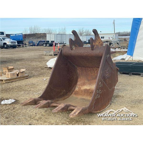 LYNN 48 IN. EXCAVATOR DIGGING BUCKET