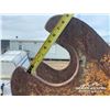 Image 9 : LYNN 48 IN. EXCAVATOR DIGGING BUCKET