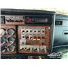 Image 19 : 2005 KENWORTH T800 TRI DRIVE SLEEPER TRUCK TRACTOR