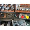 Image 20 : 2005 KENWORTH T800 TRI DRIVE SLEEPER TRUCK TRACTOR