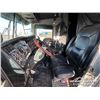 Image 9 : 2013 KENWORTH T800 T/A SLEEPER TRUCK TRACTOR