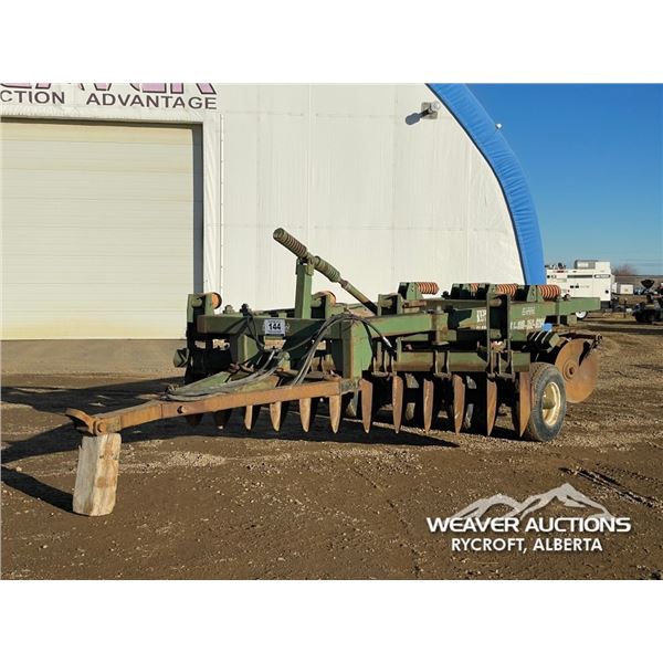 WISHEK 842 12 FT. OFFSET DISC