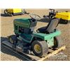 Image 4 : JOHN DEERE STX46 LAWN MOWER
