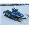 Image 2 : 2001 POLARIS RMK 700 SNOWMOBILE