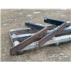 Image 4 : 4 FT. WHEEL LOADER PALLET FORKS
