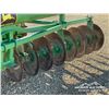 Image 7 : JOHN DEERE 3 PT HITCH 12 FT. TANDEM DISC