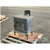 Image 1 : HAMPTON H200 CAST FREESTANDING WOOD STOVE