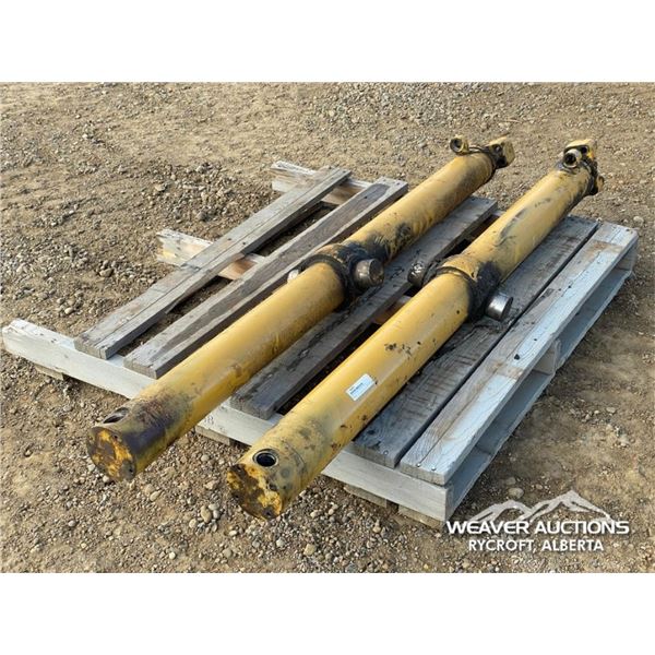 CATERPILLAR D7H FRONT BLADE LIFT RAMS