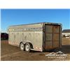 Image 4 : 2002 SOUTHLAND T/A GOOSENECK STOCK TRAILER