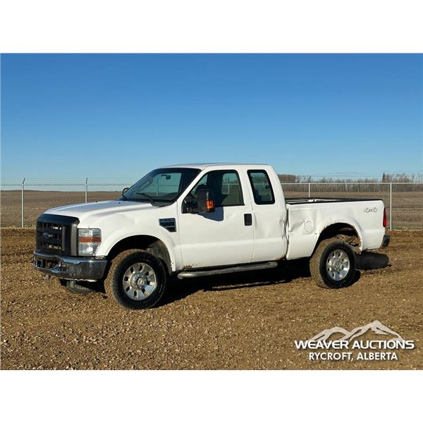 2010 FORD F-250 E-CAB PICKUP