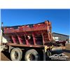 Image 39 : 2005 STERLING T/A SAND & PLOW TRUCK (INOPERABLE)