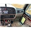 Image 10 : 2013 PETERBILT 388 T/A SLEEPER TRUCK TRACTOR