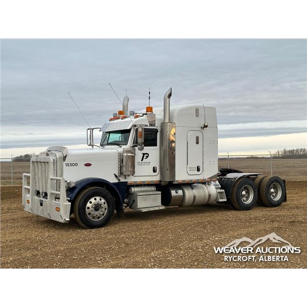 2013 PETERBILT 388 T/A SLEEPER TRUCK TRACTOR