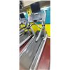 Image 21 : LIFE FITNESS - FLEXDECK SHOCK ABSORBTION SYSTEM TREADMILL- RUNNING CONDITION (NO PUN INTENDE) INCLIN