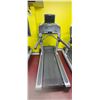 Image 1 : LIFE FITNESS - FLEXDECK SHOCK ABSORBTION SYSTEM TREADMILL- RUNNING CONDITION (NO PUN INTENDE) INCLIN