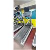 Image 1 : LIFE FITNESS - FLEXDECK SHOCK ABSORBTION SYSTEM TREADMILL- RUNNING CONDITION (NO PUN INTENDE) INCLIN