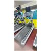 Image 2 : LIFE FITNESS - FLEXDECK SHOCK ABSORBTION SYSTEM TREADMILL- RUNNING CONDITION (NO PUN INTENDE) INCLIN