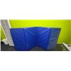 Image 2 : 8' X 4' FOLDING GYM MAT