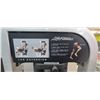 Image 3 : LIFE FITNESS LEG EXTENSION MACHINE MODEL: PSLESE