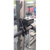 Image 17 : HAMMER STRENGTH ASSISTED SQUAT BENCH/SMITH MACHINE