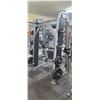 Image 6 : HAMMER STRENGTH ASSISTED SQUAT BENCH/SMITH MACHINE