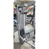 Image 14 : LIFE FITNESS SEATED ROW MACHINE