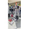 Image 2 : LIFE FITNESS SEATED ROW MACHINE