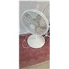 Image 3 : TWO FANS, TWO STOOLS AND RECYCLING CAN