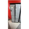 Image 2 : 6' X 30" X 15" LOCKER UNIT WITH FIVE LOCKERS