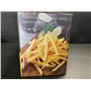 Image 4 : 1 French Fry Cutter/Multi-Purpose Potato/Vegetable Cutter - Brand New!