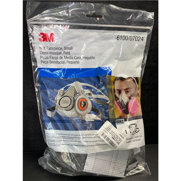 1 3M Half Facepiece Reusable Respirator - Size Small - New