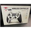 Image 1 : 1 Wireless Ergonomic Controller for PC/PlayStation 4 - Brand New