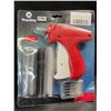 Image 2 : 1 Stitch Gun/Quick Fix Fabric Tagging Gun Tool Kit for Clothing - New