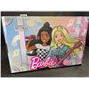 Image 2 : 1 Barbie Dress Up Trunk - 21PC Fashionista/Dress-Up Kit - Brand New