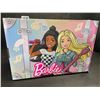 Image 2 : 1 Barbie Dress Up Trunk - 21PC Fashionista/Dress-Up Kit - Brand New