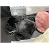 Image 2 : 3 Pairs of Assorted Menore Fuzzy Slippers for Women - Black/Pink/White - New