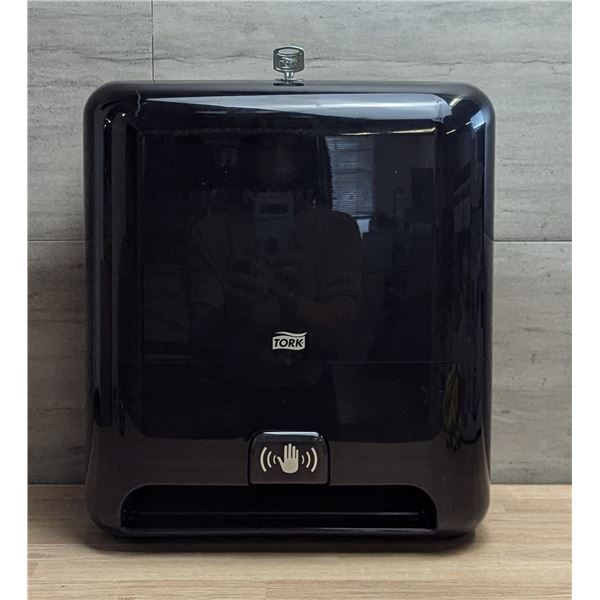 Tork Matic Touchless Paper Hand Towel Roll Dispenser |RackH