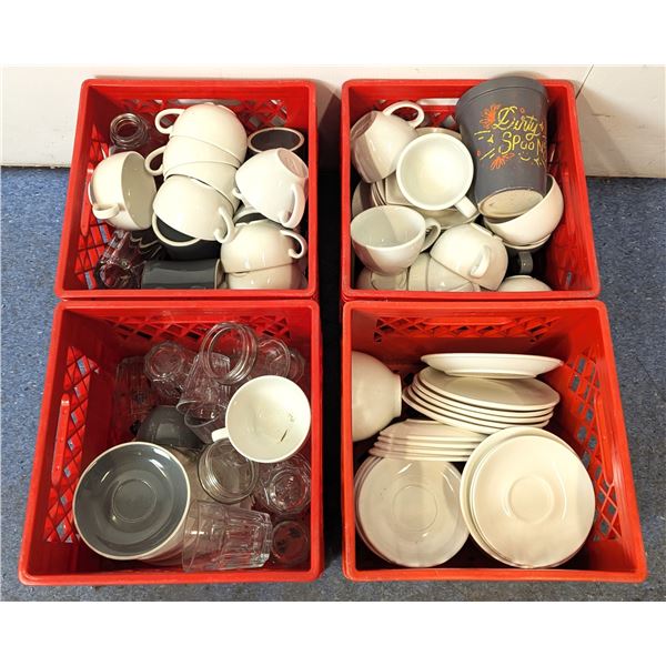 Assorted Cups & Plates - Lot of Approx 120pcs |MCsml32/MR1-1