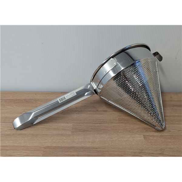 Winco 8" China Cap Strainer |L6CR5