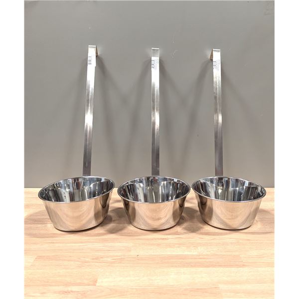 Omcan 1qt Stainless Steel Hooked Handle Dipper - Lot of 3 |Rack J