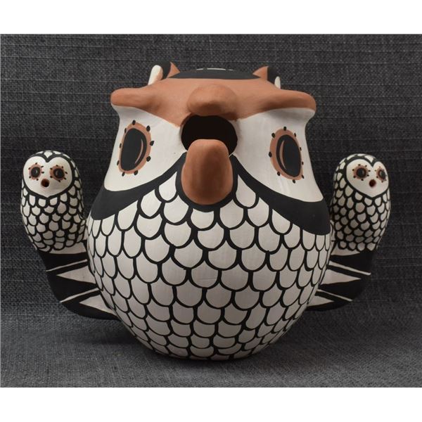 ACOMA POTTERY OWL (ANTONIO)