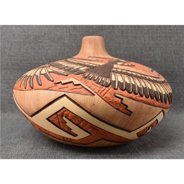 HOPI POTTERY VASE (MARTY & ELVIRA NAMPEYO)