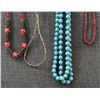 Image 2 : NECKLACES AND EYEWEAR RETAINER
