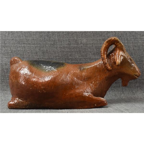 NAVAJO POTTERY GOAT (GEORGE SLICK)