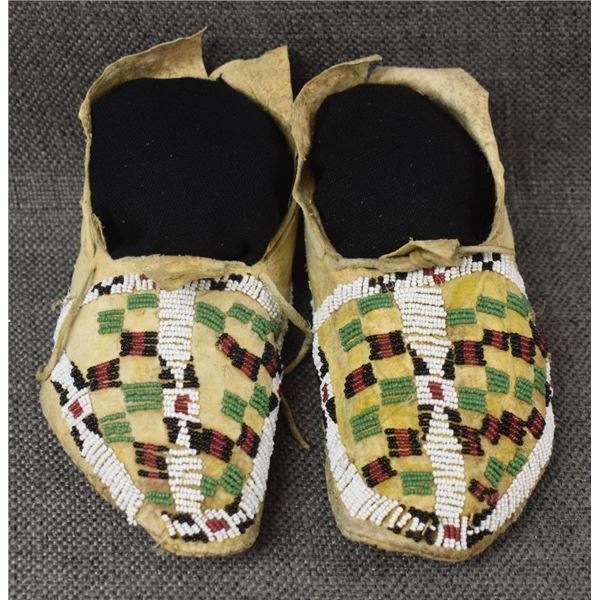 CHEYENNE CHILDS MOCCASINS