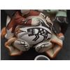 Image 11 : ACOMA  POTTERY STORY TELLER ( M HENDERSON)