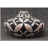 Image 3 : ACOMA POTTERY VASE (DOROTHY TORIVIO)