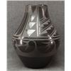 Image 2 : SAN ILDEFONSO POTTERY VASE (CARMELITA DUNLAP)