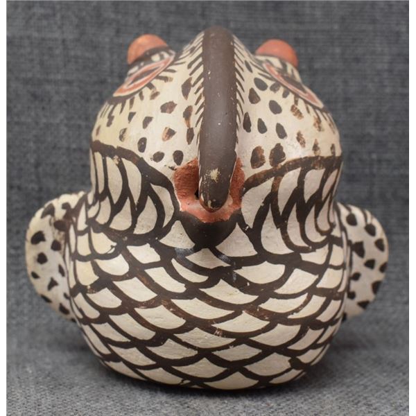 ZUNI POTTERY OWL